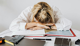 Tiho pucanje na poslu: novi sindrom iscrpljenosti koji pogađa sve više zaposlenih